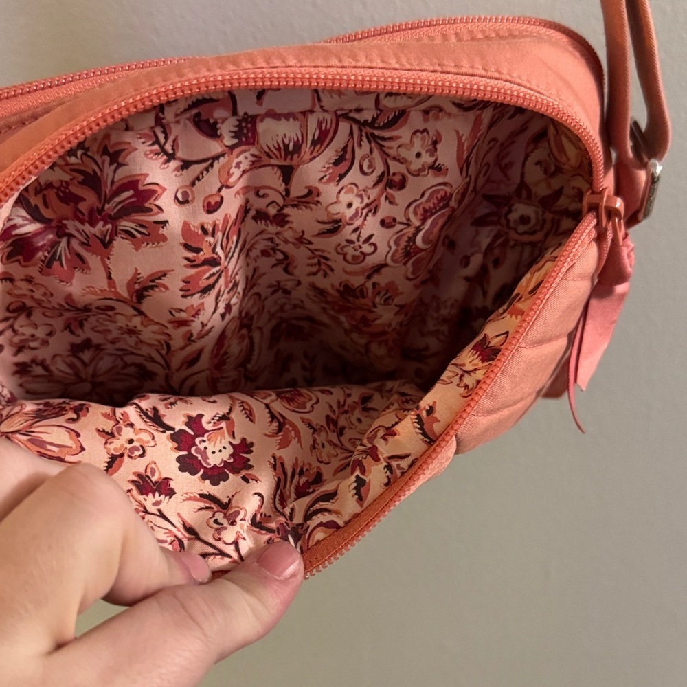 Vera Bradley Quilted Pink Crossbody Bag - Picture 5 of 9
